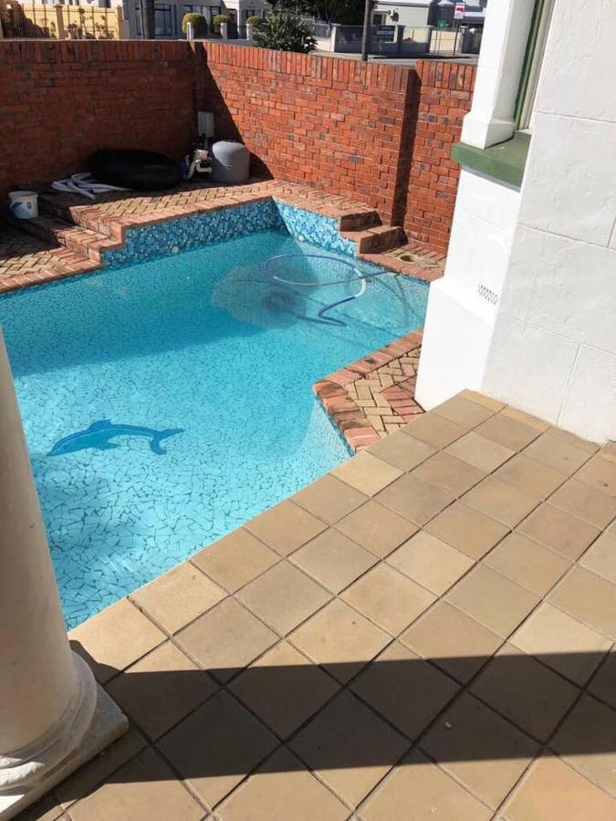 Sunny Private Room On The Porch Port Elizabeth Exterior photo